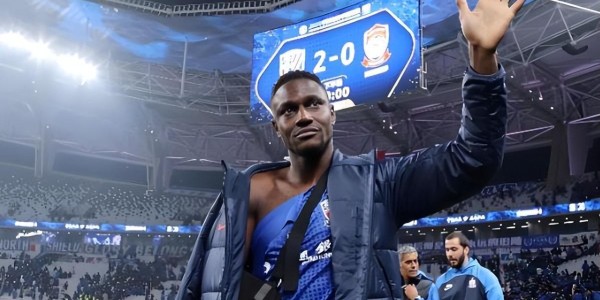 500彩票网官方-罗竞加盟大连英博！未来他能否顶替离队的刘祝润挑大梁，值得关注