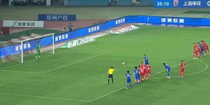 吴曦点球破门！阿布拉汗踢人送点，VAR介入，河南主帅不满